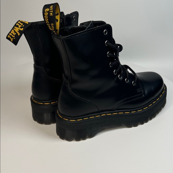 ❤️NWT DR MATRENS JADON SMOOTH LEATHER PLATFORM BOOTS IN BLACK SIZE WOMENS 8 - Picture 13 of 16